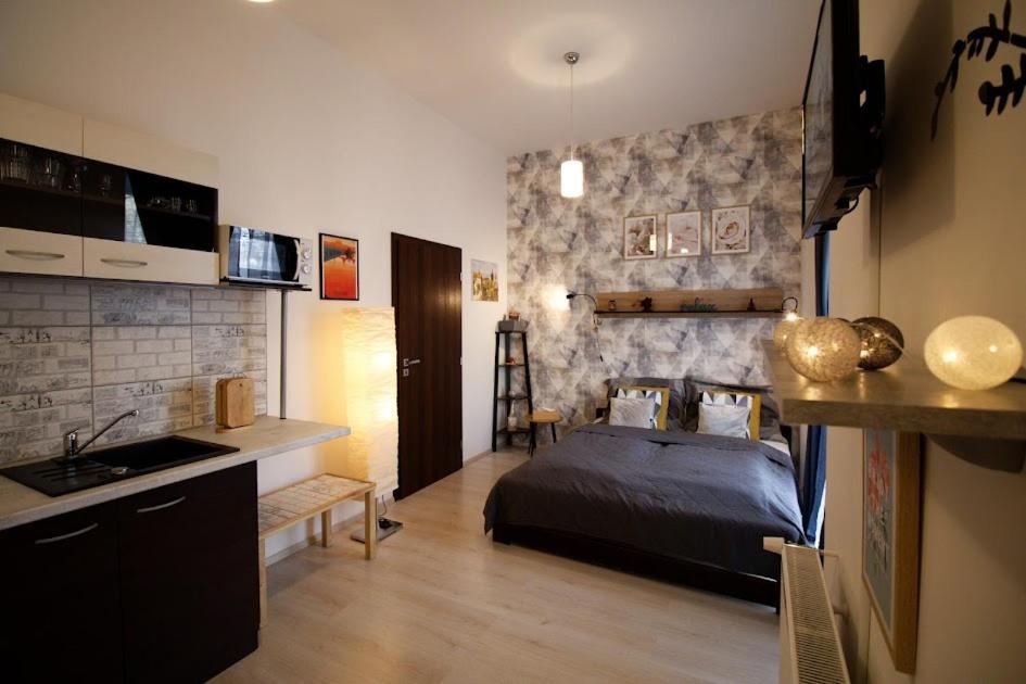 Cosy Studio, 15Min To Old Centre, Self-Check In, Free Wifi, Welcome Drink! Praga Esterno foto