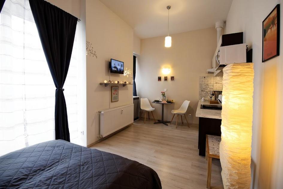 Cosy Studio, 15Min To Old Centre, Self-Check In, Free Wifi, Welcome Drink! Praga Esterno foto