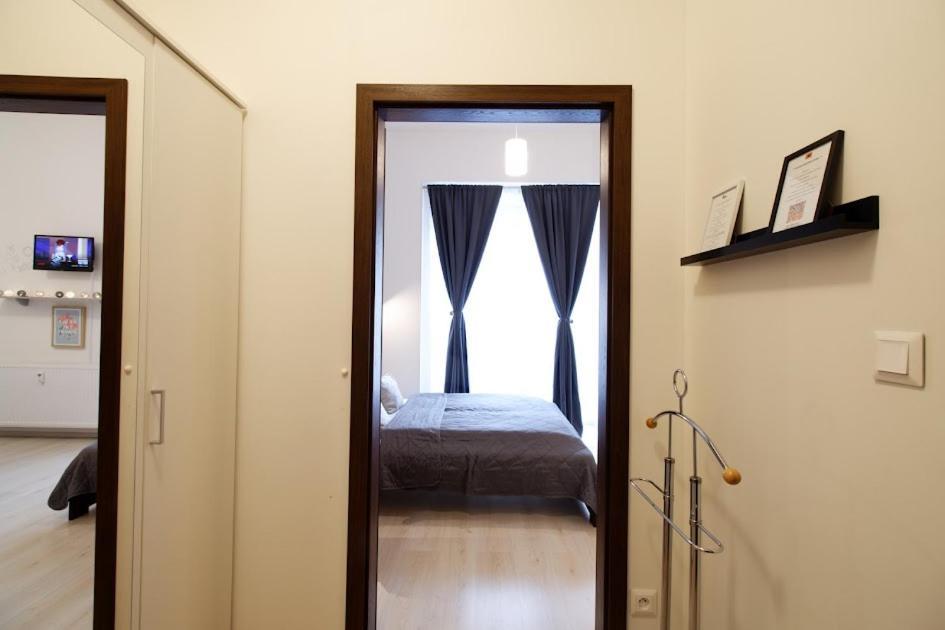 Cosy Studio, 15Min To Old Centre, Self-Check In, Free Wifi, Welcome Drink! Praga Esterno foto